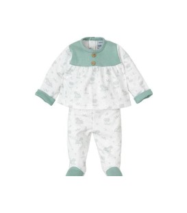 Pijama de dos piezas bonito