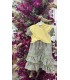 Vestido flamenca con pañuelo amarillo
