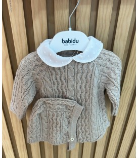 Bombacho de lana cuello bebe con gorro