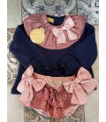Conjunto marino y maquillaje