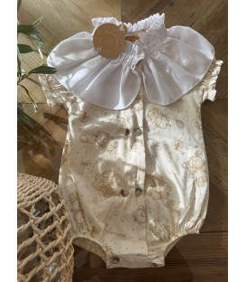 pelele cuello capa estampado camel